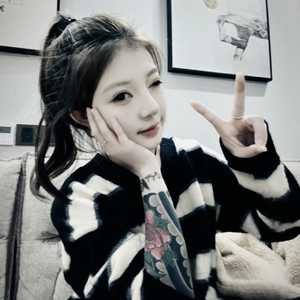 男生蹭一蹭女生突然一跳一跳高清视频
